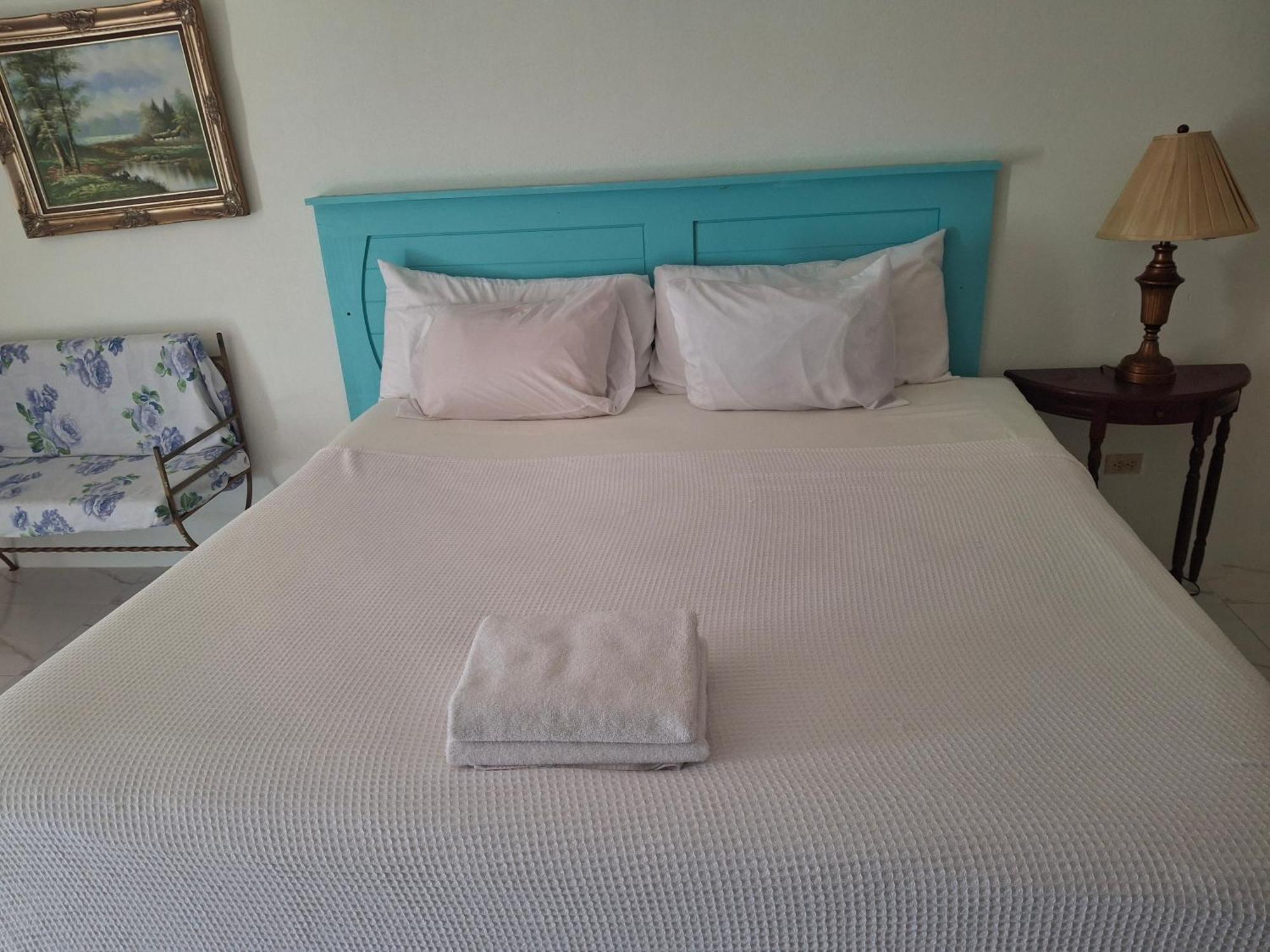 Ocean View Apartments Bridgetown Room photo
