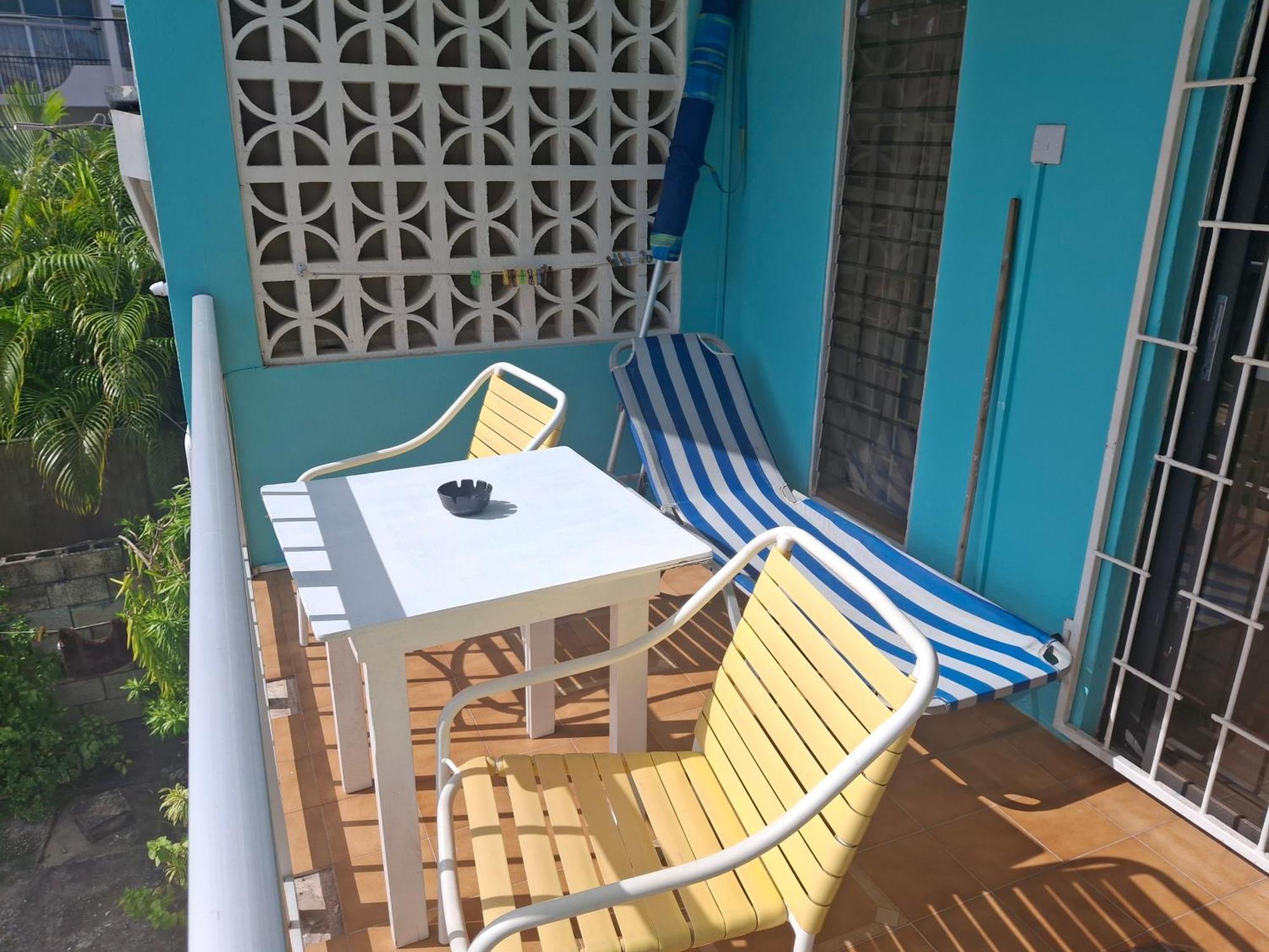 Ocean View Apartments Bridgetown Exterior photo